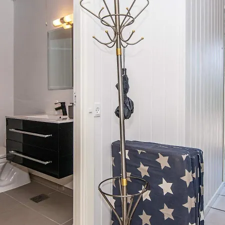 Cvi Apartment *
